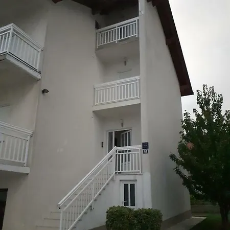 Teklic Apartamento *